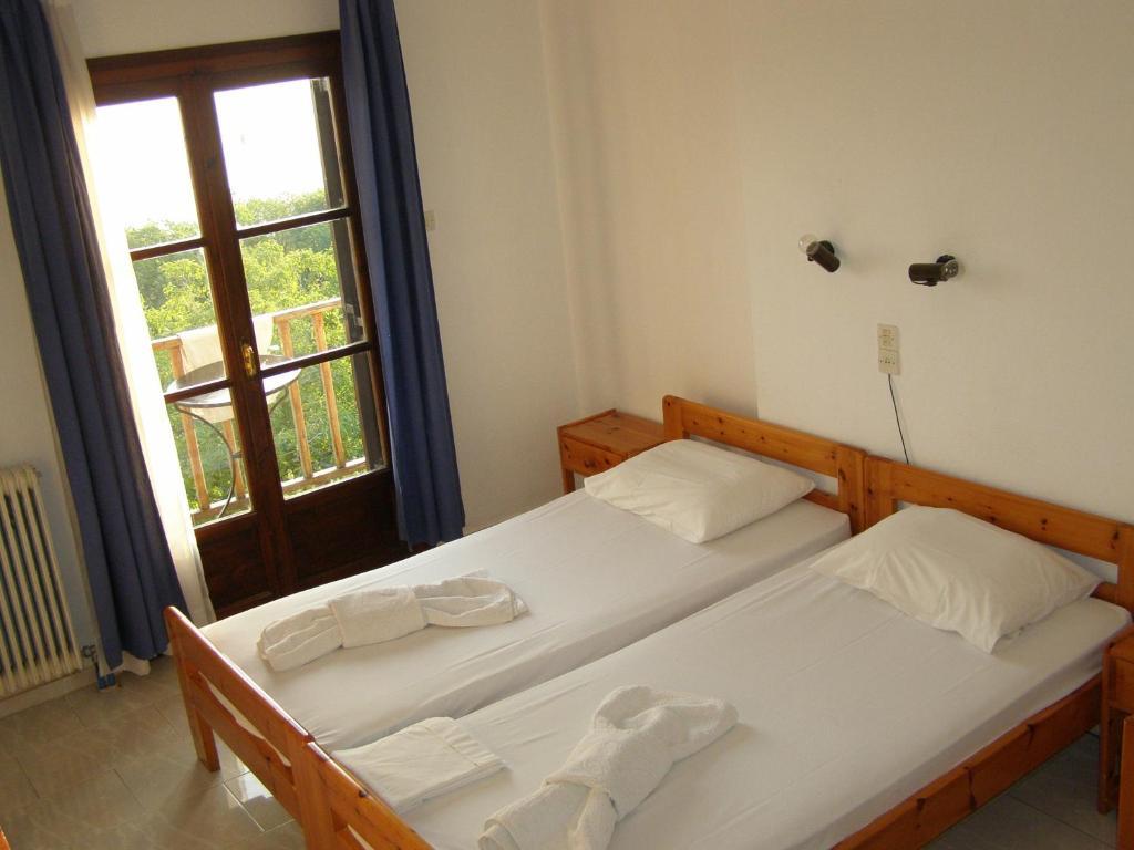 Hotel Tsagkarada Habitación foto